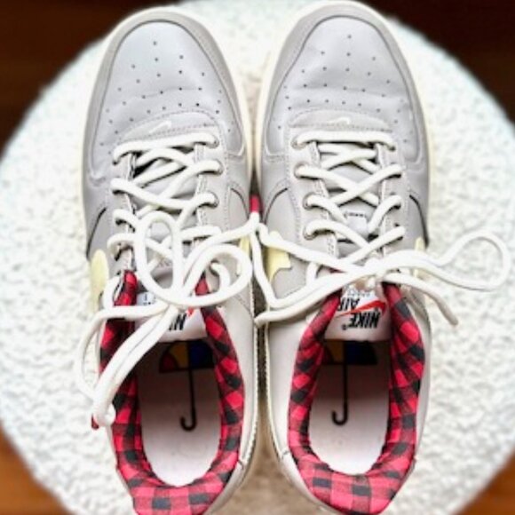 Nike Air Force One 1 LV8 Men's 7 Women's 8.5  Shoe Light Taupe Plaid - Picture 2 of 11